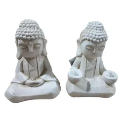 Statue bouddha assis solaire